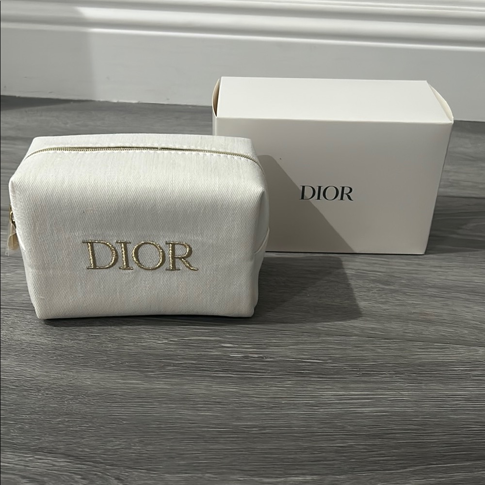 Dior Gold and White luxurious pouch (not included perfumes.)